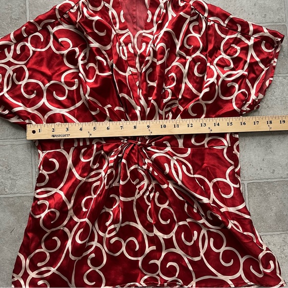Anne Klein red silk blouse white swirl pattern sinched waist y2k women’s 4 - Picture 5 of 8
